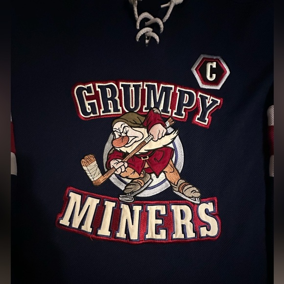 VINTAGE DISNEY GRUMPY MINERS HOCKEY JERSEY - Picture 7 of 8